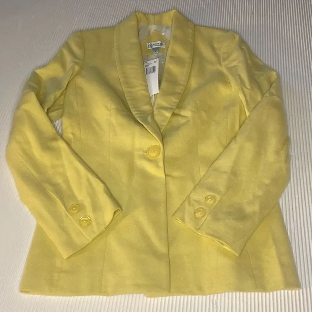 Vintage Austin Reed wool and angora blend blazer butter yellow